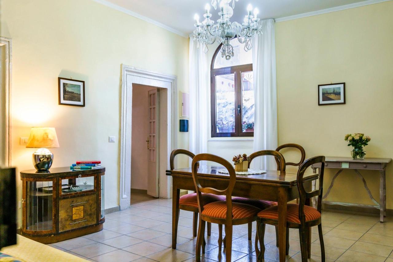Appartamento Piazza Santa Maria Nuova Viterbo Dış mekan fotoğraf