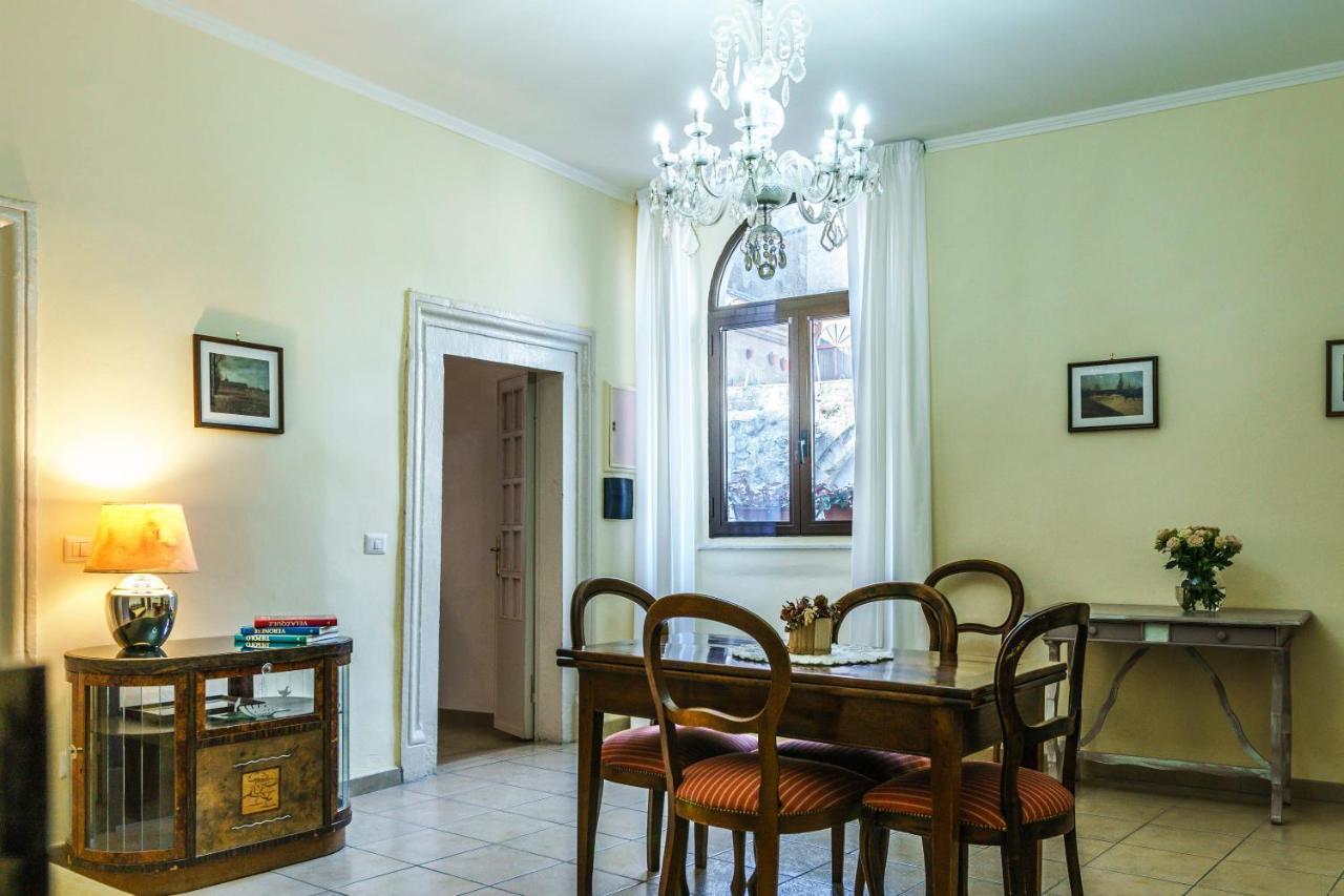 Appartamento Piazza Santa Maria Nuova Viterbo Dış mekan fotoğraf